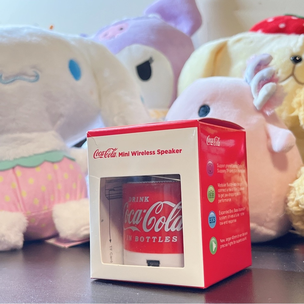Official Coca-Cola Mini wireless speaker